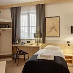 Hotel Dworski Galaktyczny Park Warzymice