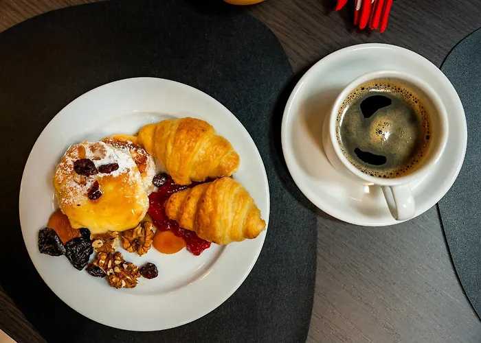 Dworski Galaktyczny Park 3* Warzymice