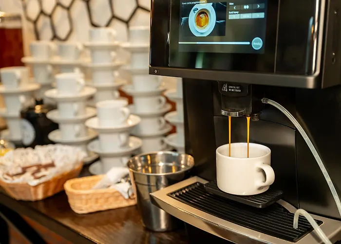 Hotel Dworski Galaktyczny Park 3*