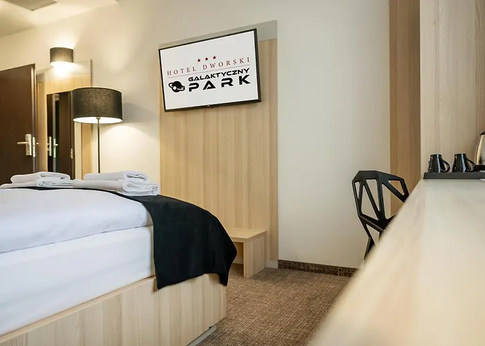 Hotel Dworski Galaktyczny Park