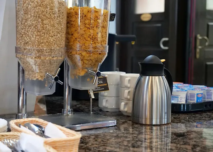 Dworski Galaktyczny Park Hotel 3*